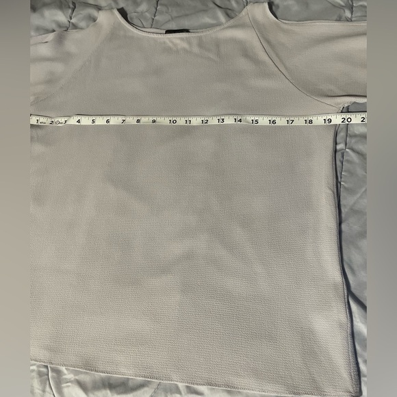 Vince Camuto Purple Textured Cold-Shoulder Bell-Sleeve Top XS - Picture 7 of 8